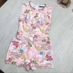 NWT Oasis Floral Romper
